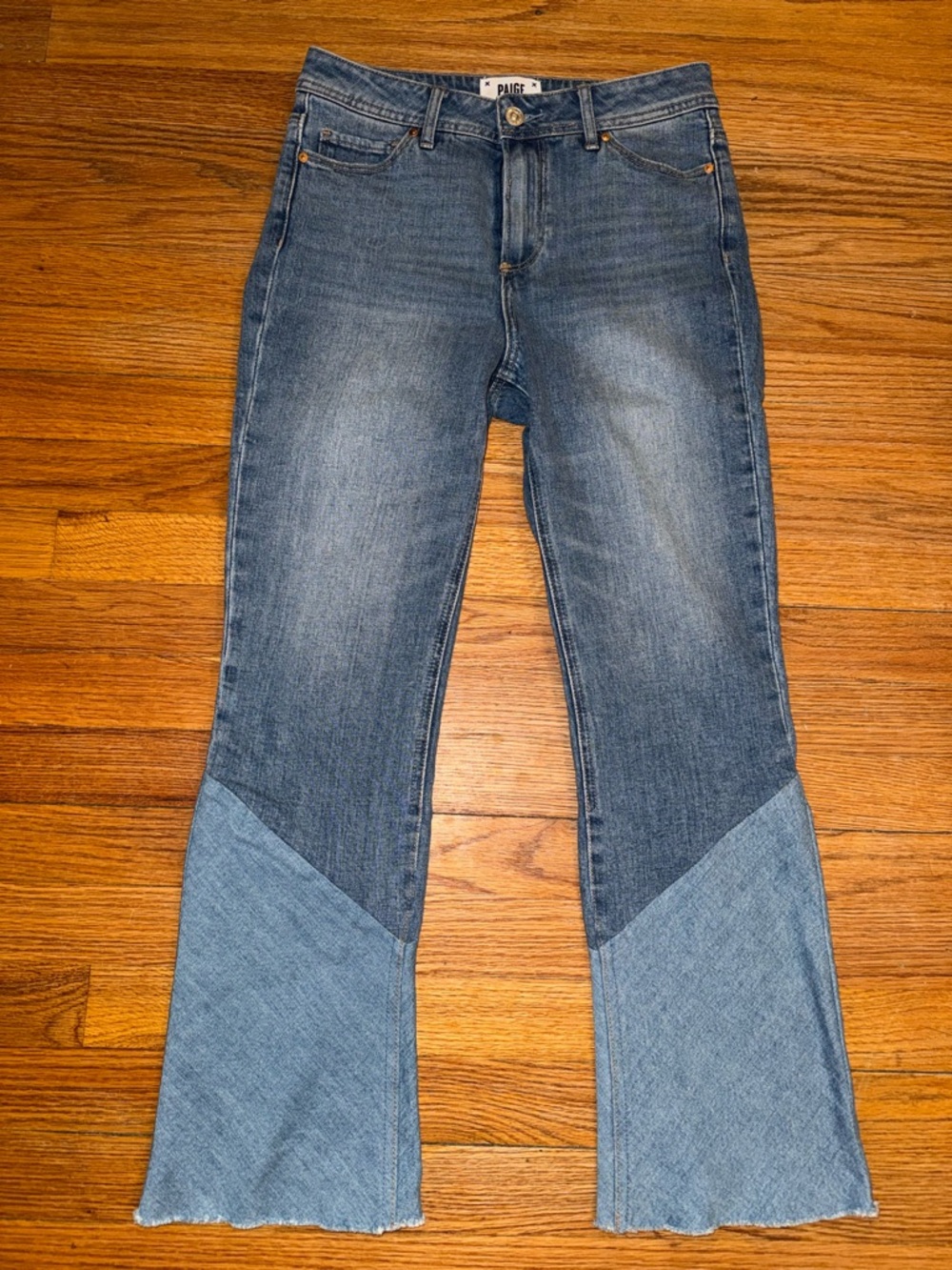 EUC Paige Colette Crop Flare Jeans Twisted Panel Medium Wash Raw Hem Size 25